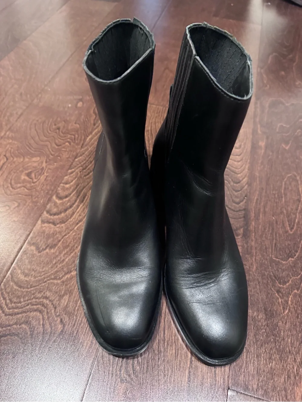 Waterproof Black Leather Chelsea Boots